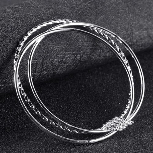 Three circle bangle bracelet