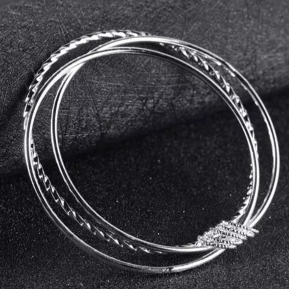 Three circle bangle bracelet