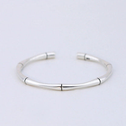 open glassy bracelet . KK Labib