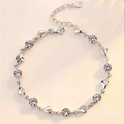 Love Heart Linked Bracelet