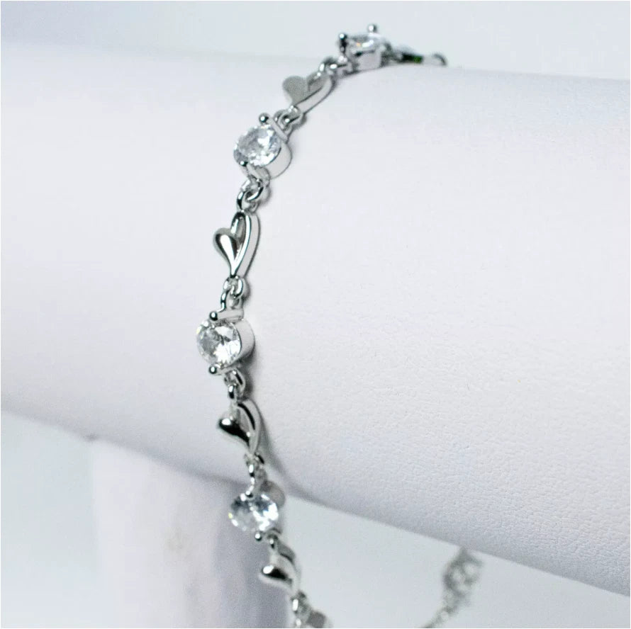 Love Heart Linked Bracelet
