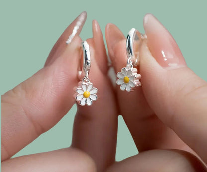 Cute Little Flower Earring KK Labib