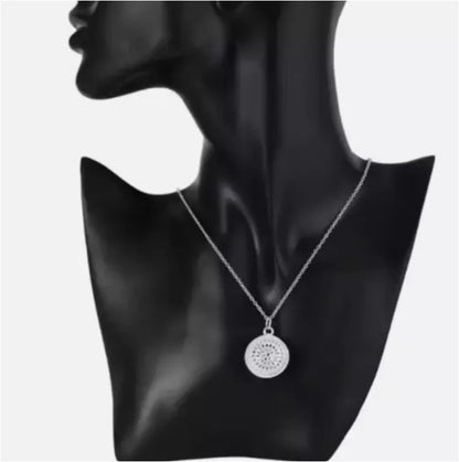 Geometric Flower Hollow Necklace