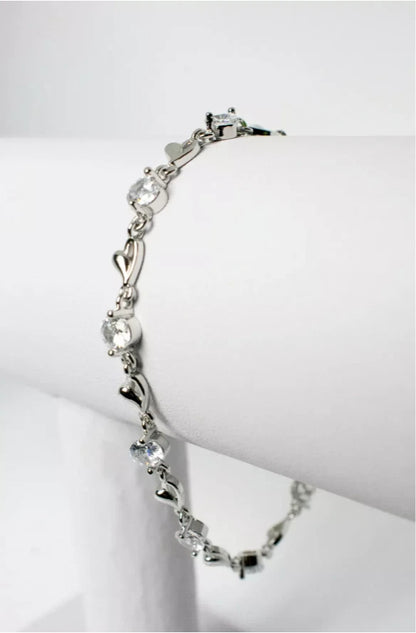 Love Heart Linked Bracelet