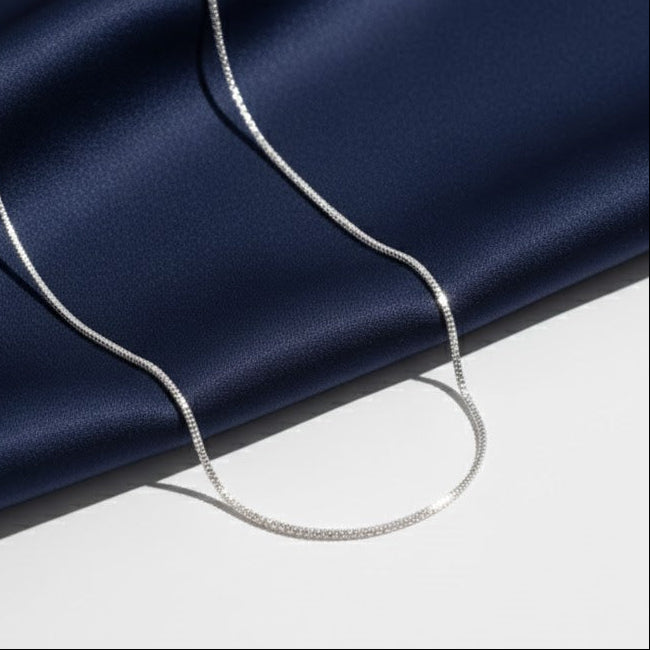 Gypsophila Clavicle Chain Necklace and Bracelet Set